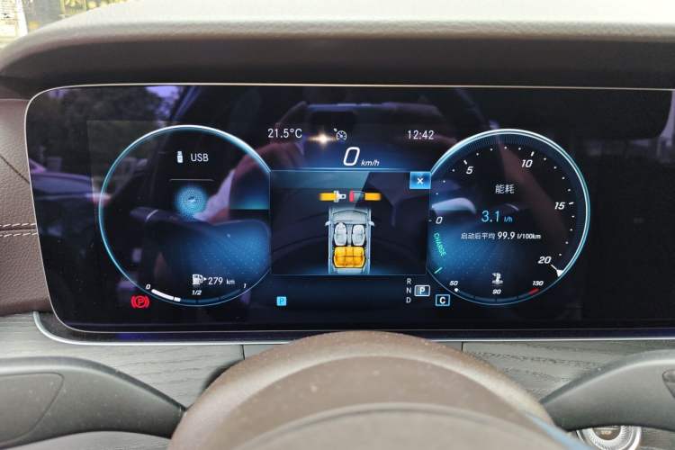 Used Mercedes-Benz E-Class 2022 Second Facelift E 300 L Luxury Edition Instrument Cluster