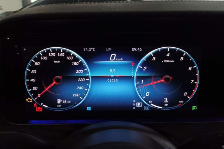 Used Mercedes-Benz E-Class 2022 Revised Version E 300 L Luxury Edition Instrument Cluster