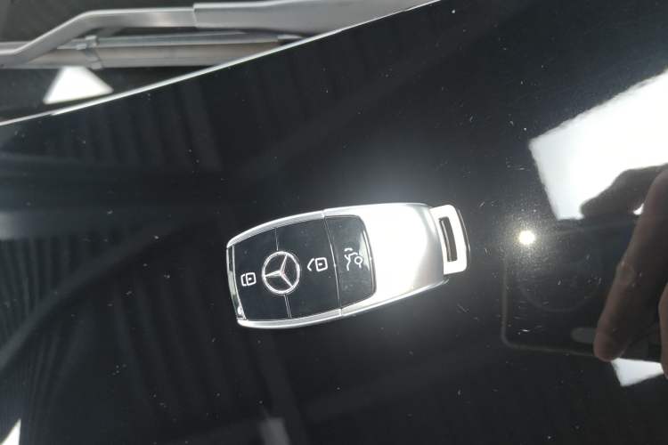Used Mercedes-Benz E-Class 2022 Revised Version E 300 L Sport Luxury Edition Interior 1