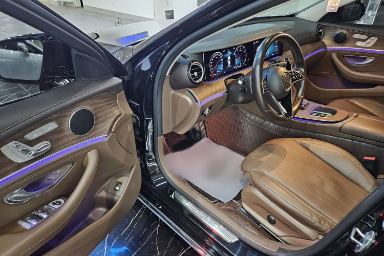 Used Mercedes-Benz E-Class 2022 Revised Version E 300 L Fashion Edition Interior 1