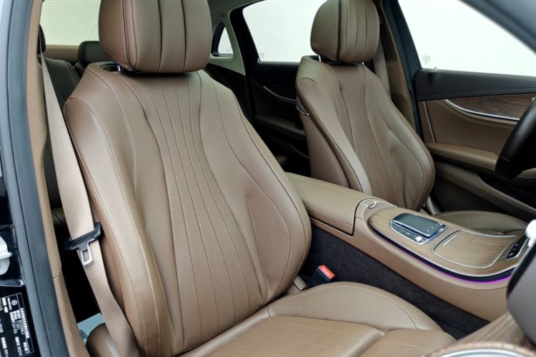 Used Mercedes-Benz E-Class 2022 Updated E 300 L Stylish Edition Interior 1