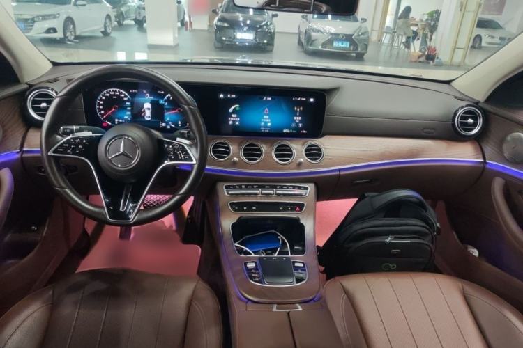 Used Mercedes-Benz E-Class 2022 E 300 L Stylish Model Interior 1