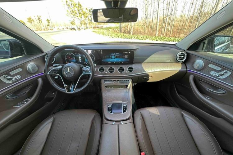 Used Mercedes-Benz E-Class 2022 E 300 L Luxury Model Interior 11