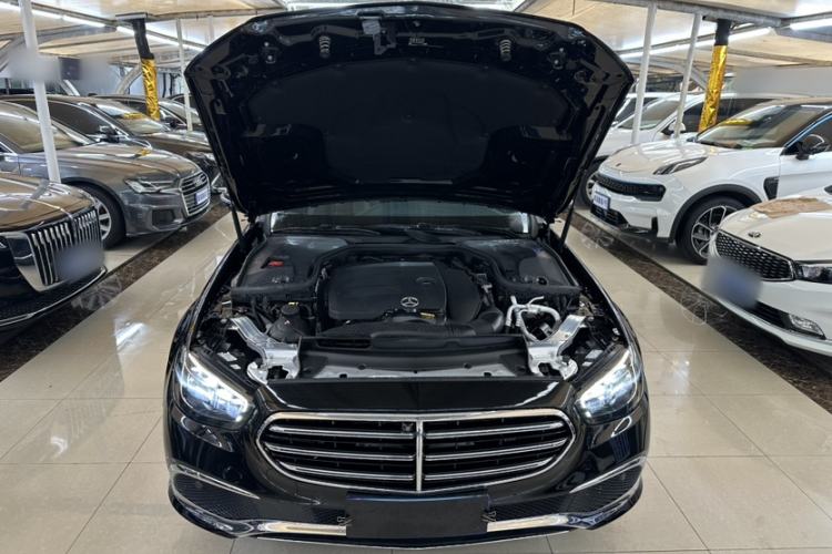 Used Mercedes-Benz E-Class 2022 Revised Version E 300 L Luxury Edition Interior 11