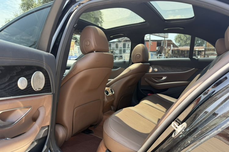 Used Mercedes-Benz E-Class 2022 E 300 Stylish Sports Edition Interior 2