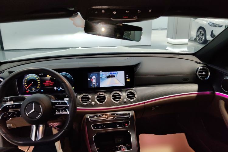 Used Mercedes-Benz E-Class 2022 E 260 Stylish Sports Edition Interior 2