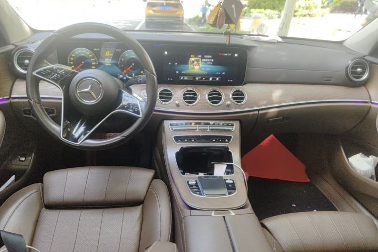 Used Mercedes-Benz E-Class 2022 Updated E 300 L Stylish Edition Interior 2