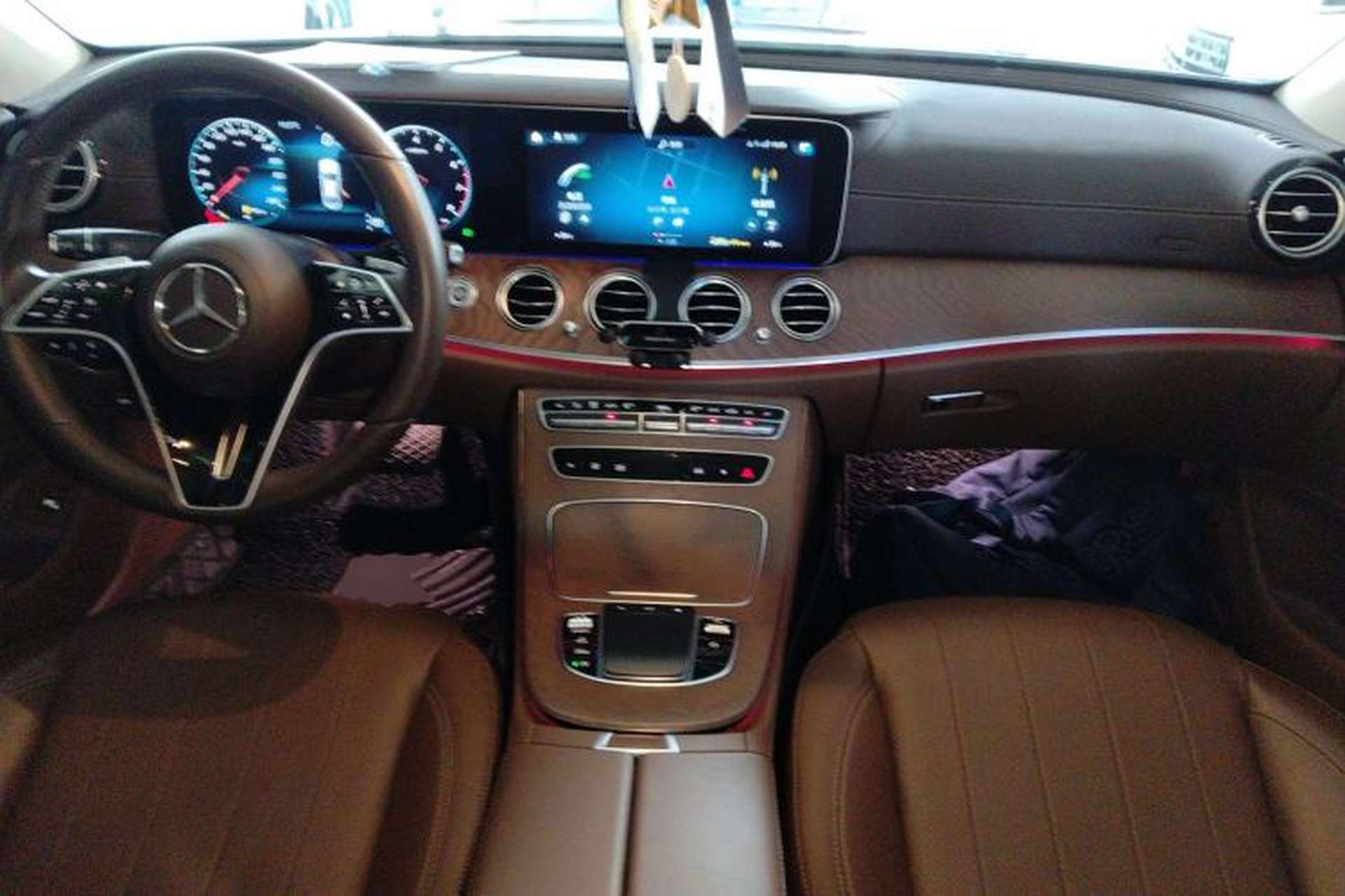 Used Mercedes-Benz E-Class 2022 E 300 L Stylish Model Interior 2