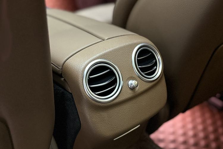 Used Mercedes-Benz E-Class 2022 E 300 Stylish Sports Edition Interior 2