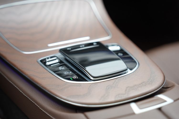 Used Mercedes-Benz E-Class 2022 Second Facelift E 260 L Interior 2
