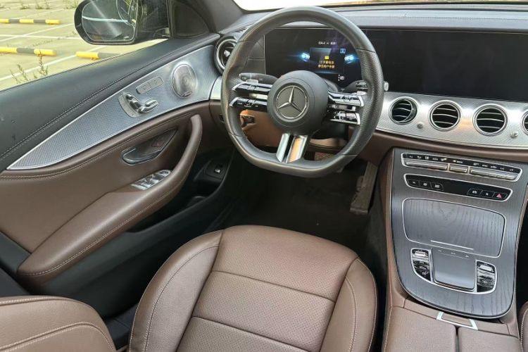 Used Mercedes-Benz E-Class 2022 Revised Version E 300 L Sport Luxury Edition Interior 2