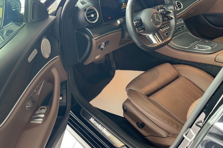 Used Mercedes-Benz E-Class 2022 E 300 Stylish Sports Edition Interior 2