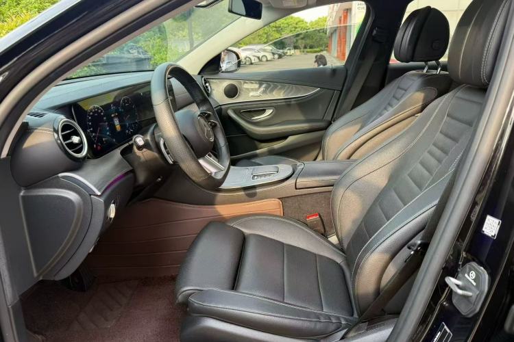 Used Mercedes-Benz E-Class 2022 Revised E 300 L Sporty and Stylish Edition Interior 3