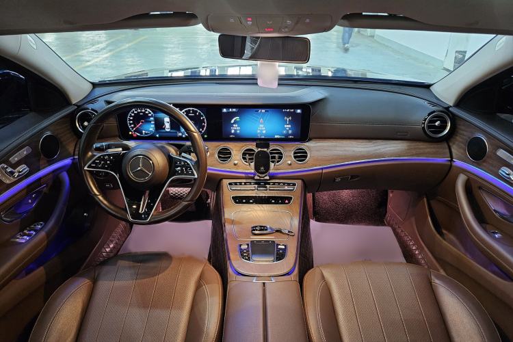Used Mercedes-Benz E-Class 2022 Revised Version E 300 L Fashion Edition Interior 3
