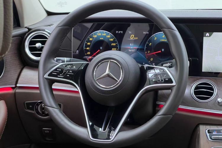 Used Mercedes-Benz E-Class 2022 Updated E 300 L Stylish Edition Interior 3