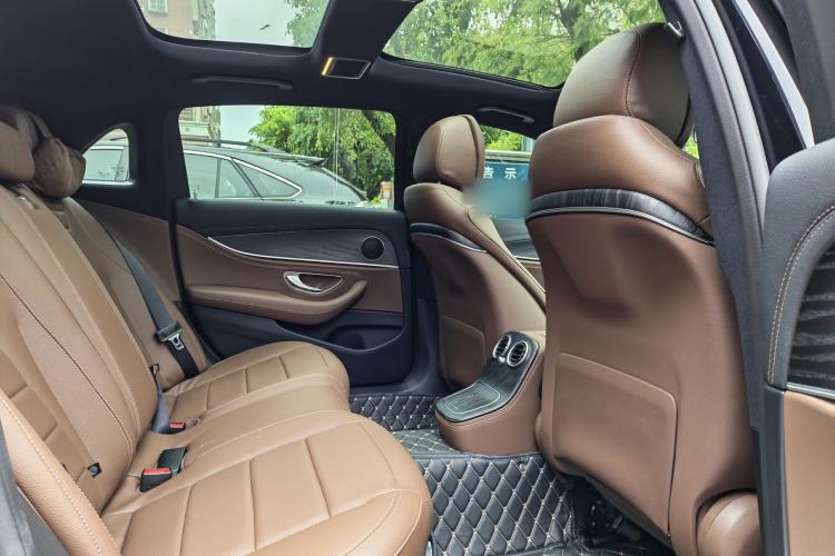 Used Mercedes-Benz E-Class 2022 Restyled E 260 L Sport Edition Interior 3