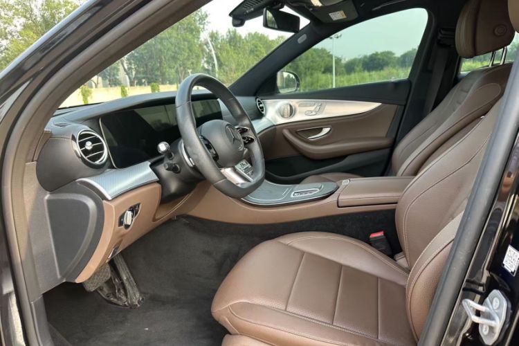 Used Mercedes-Benz E-Class 2022 Revised Version E 300 L Sport Luxury Edition Interior 5