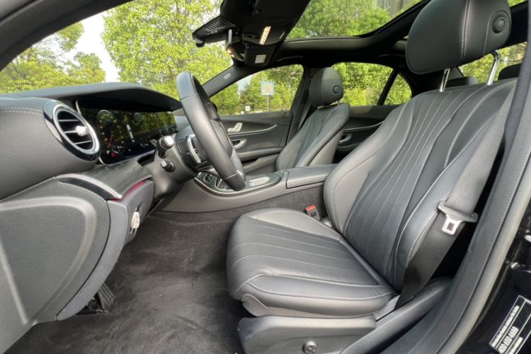 Used Mercedes-Benz E-Class 2022 E 260 Stylish Sports Edition Interior 6