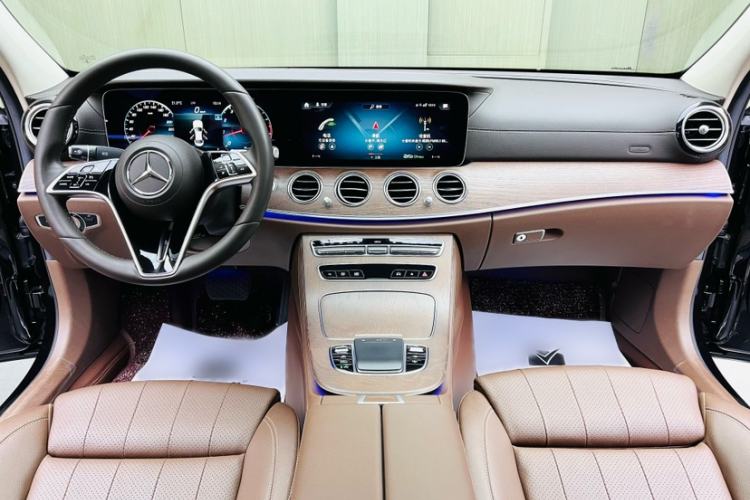 Used Mercedes-Benz E-Class 2022 Updated E 300 L Luxury Edition Interior 6