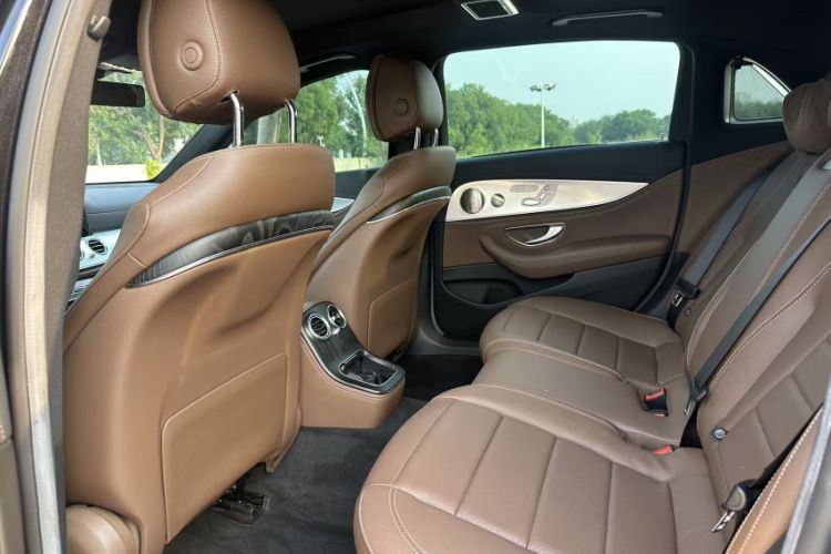Used Mercedes-Benz E-Class 2022 Revised Version E 300 L Sport Luxury Edition Interior 6