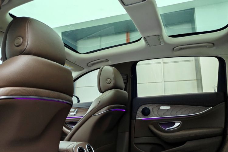 Used Mercedes-Benz E-Class 2022 Updated E 300 L Stylish Edition Interior 6