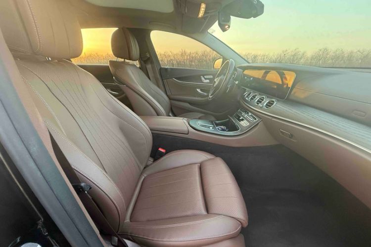 Used Mercedes-Benz E-Class 2022 Updated E 300 L Stylish Edition Interior 7