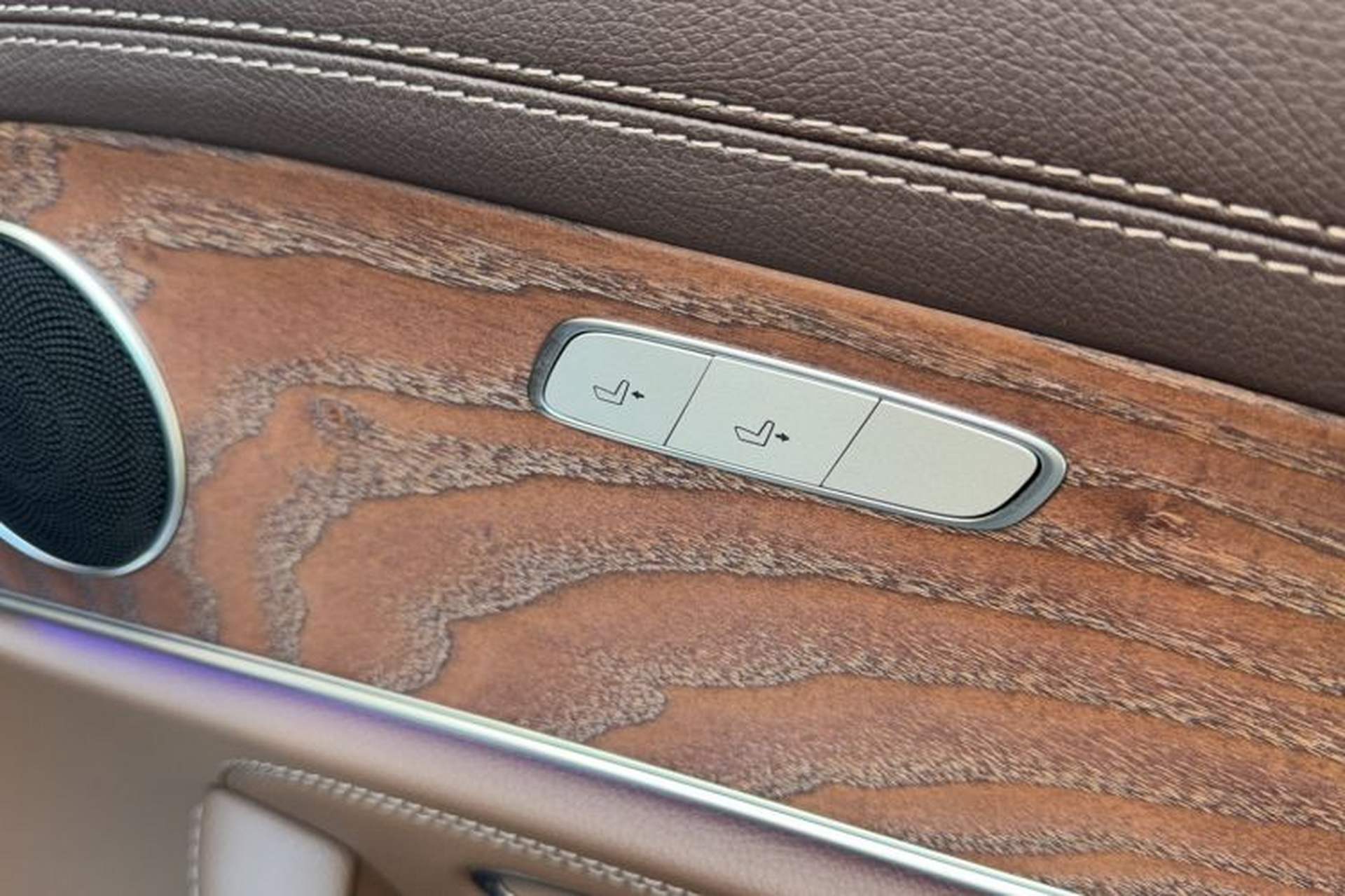 Used Mercedes-Benz E-Class 2022 Second Facelift E 300 L Fashion Edition Interior 7
