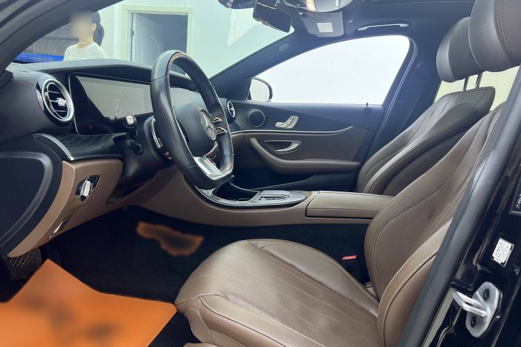 Used Mercedes-Benz E-Class 2022 E 260 Stylish Sports Edition Interior 7