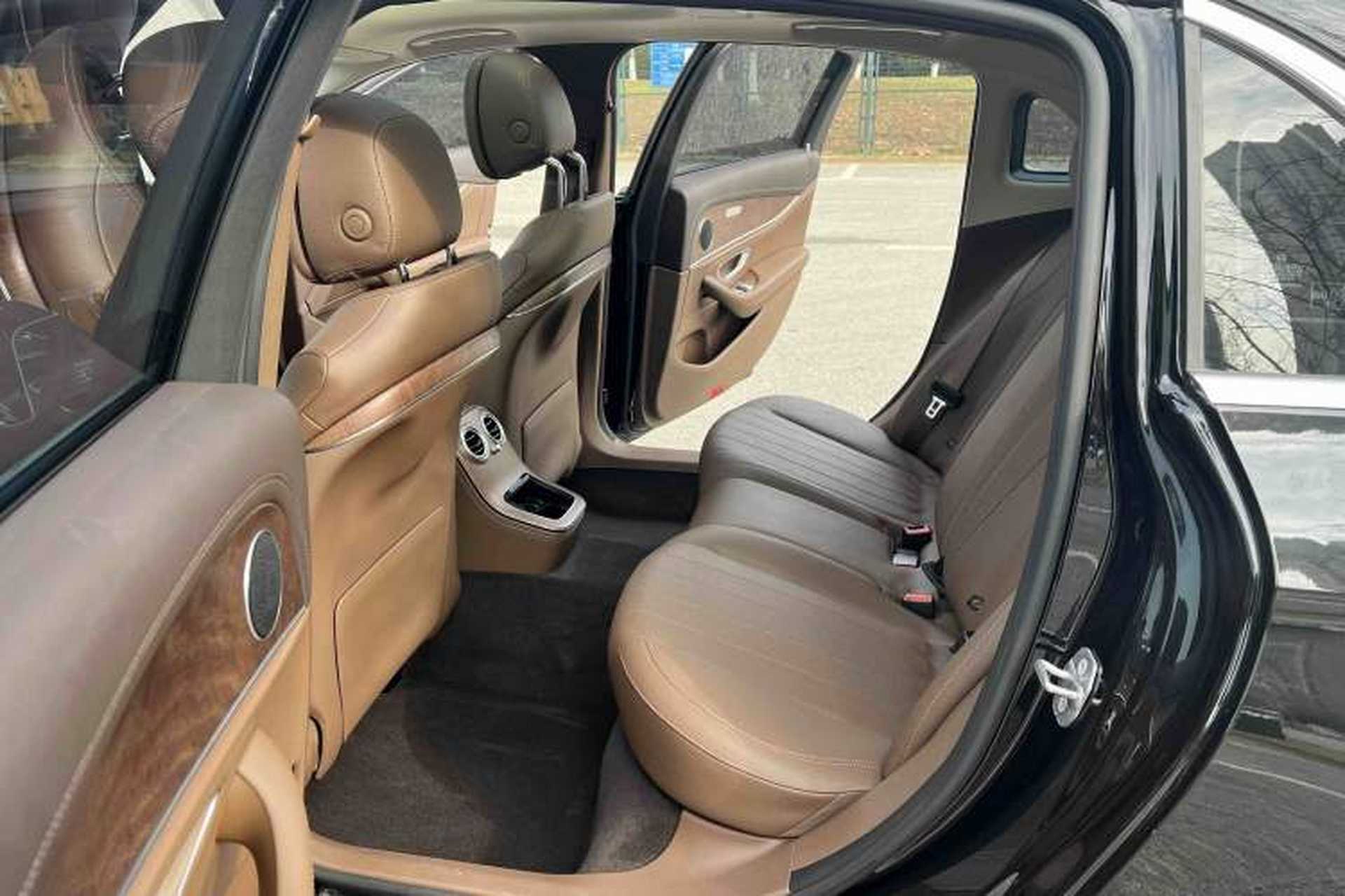 Used Mercedes-Benz E-Class 2022 E 300 L Stylish Model Interior 7