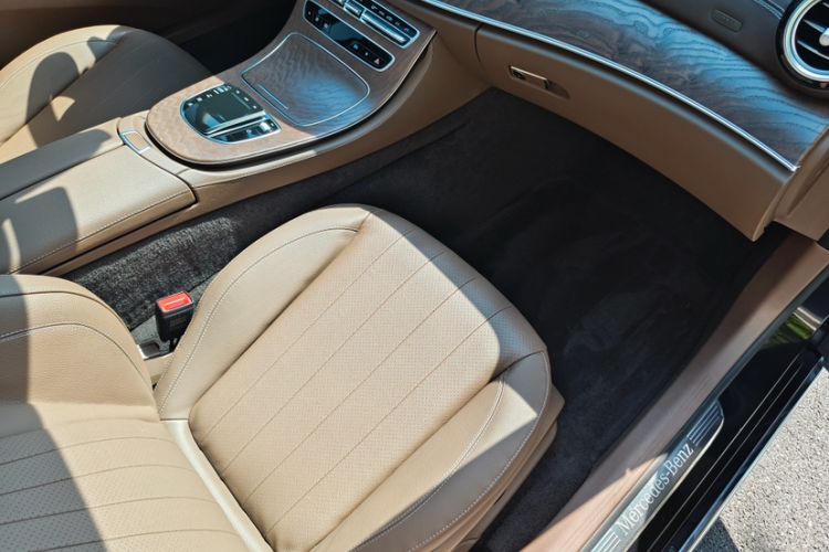 Used Mercedes-Benz E-Class 2022 Revised Version E 300 L Fashion Edition Interior 8