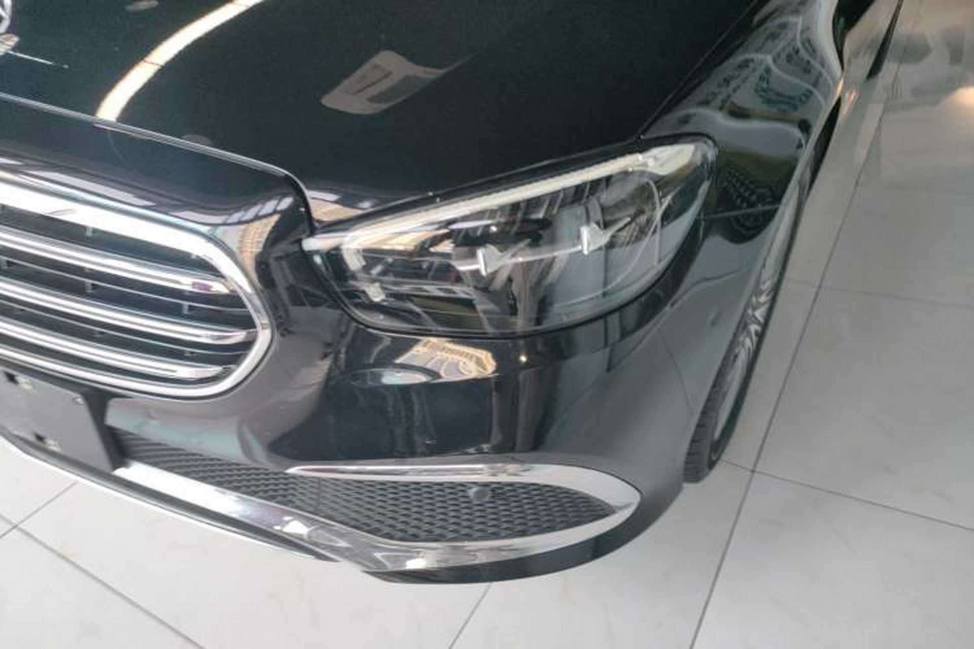 Used Mercedes-Benz E-Class 2022 E 300 L Stylish Model Left Front Headlight