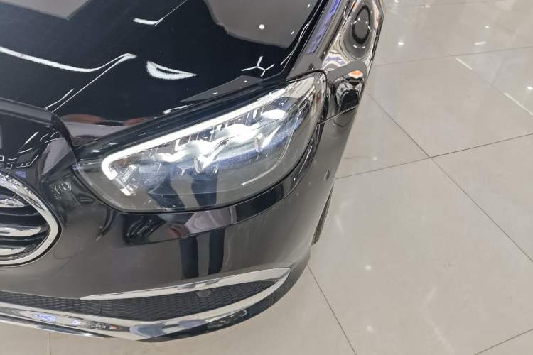 Used Mercedes-Benz E-Class 2022 Updated E 300 L Stylish Edition Left Front Headlight