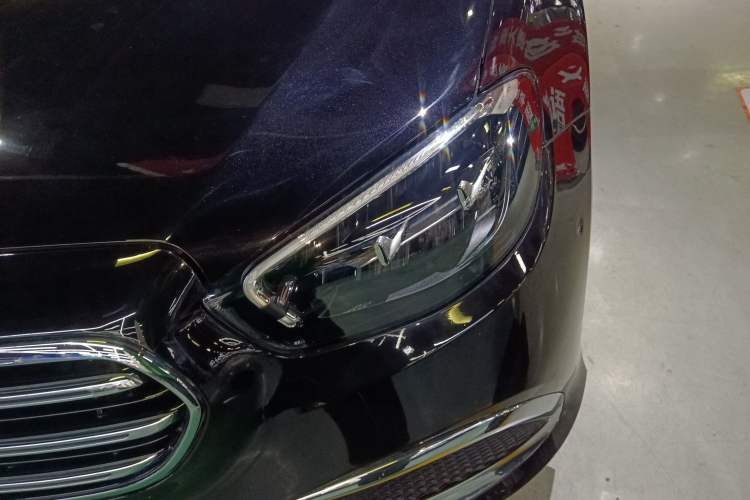 Used Mercedes-Benz E-Class 2022 Updated E 300 L Luxury Edition Left Front Headlight