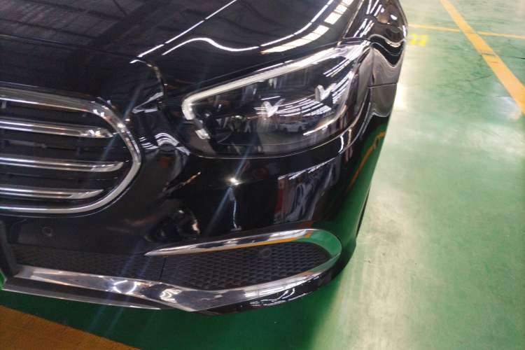 Used Mercedes-Benz E-Class 2022 Updated E 300 L Stylish Edition Left Front Headlight