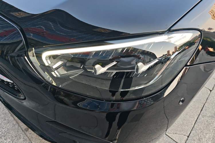 Used Mercedes-Benz E-Class 2022 E 300 Stylish Sports Edition Left Front Headlight