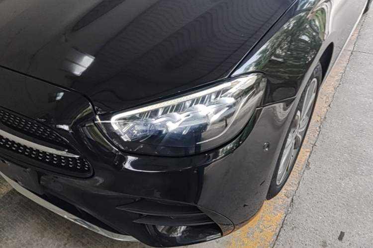 Used Mercedes-Benz E-Class 2022 Revised E 300 L Sporty and Stylish Edition Left Front Headlight