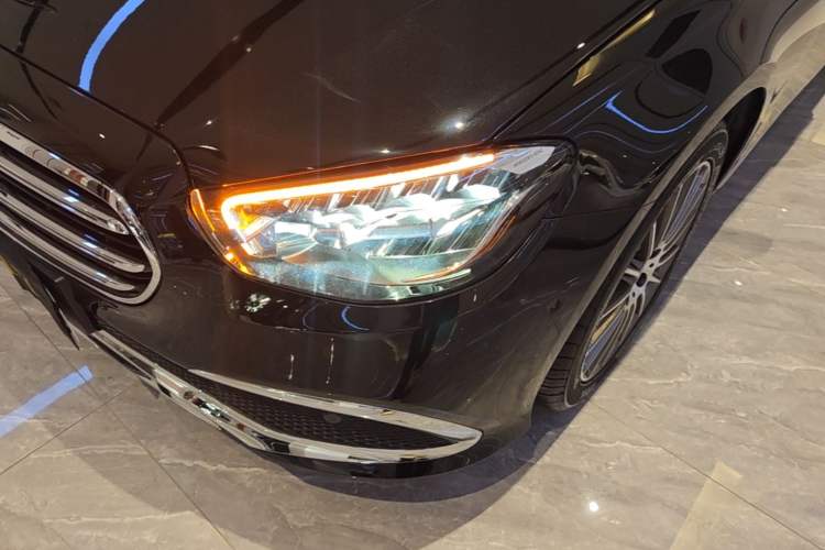 Used Mercedes-Benz E-Class 2022 E 260 L Left Front Headlight