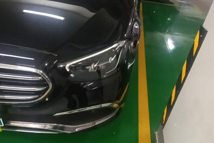 Used Mercedes-Benz E-Class 2022 Second Facelift E 300 L Luxury Edition Left Front Headlight