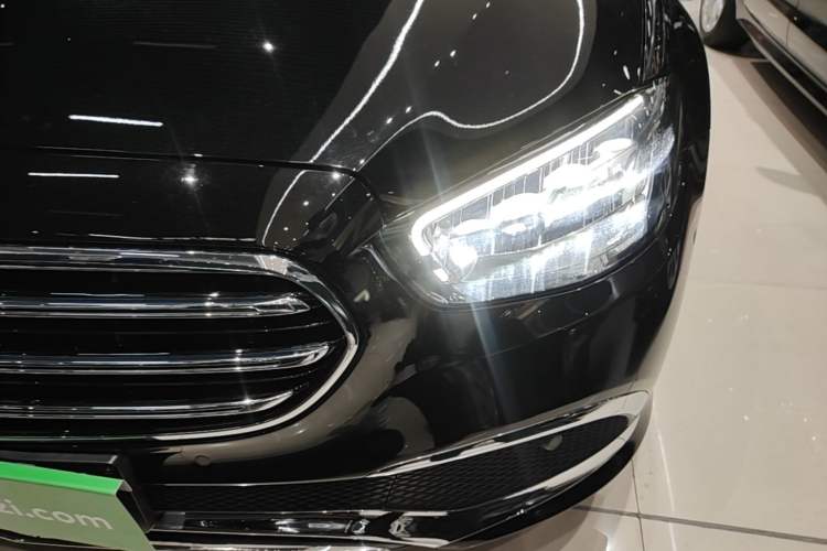 Used Mercedes-Benz E-Class 2022 Revised Version E 300 L Fashion Edition Left Front Headlight