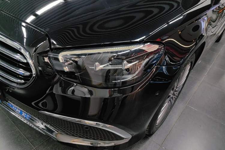 Used Mercedes-Benz E-Class 2022 Second Facelift E 300 L Luxury Edition Left Front Headlight