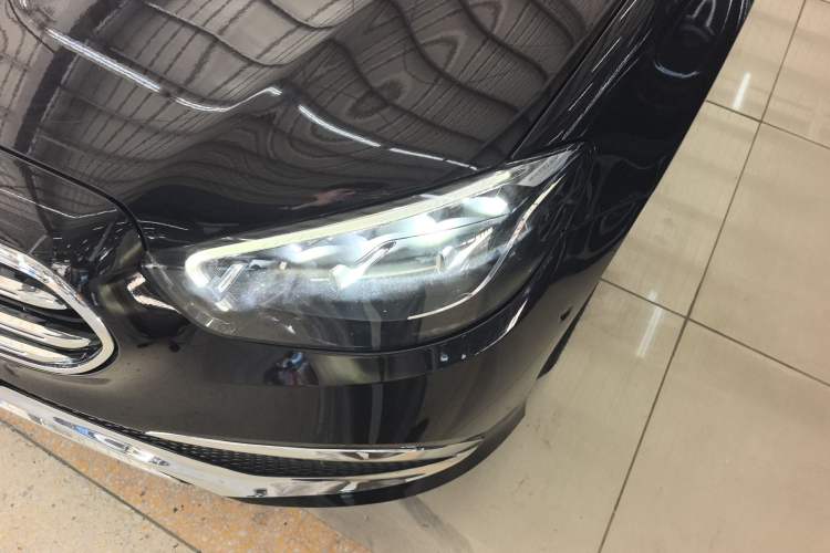 Used Mercedes-Benz E-Class 2022 Revised Version E 300 L Sporty and Stylish Edition Left Front Headlight