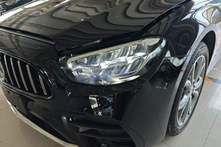 Used Mercedes-Benz E-Class 2022 Revised Version E 300 L Sporty and Stylish Edition Left Front Headlight