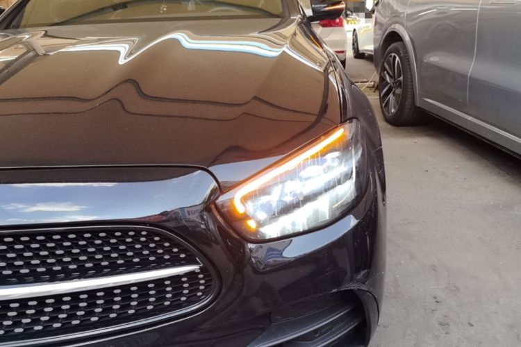 Used Mercedes-Benz E-Class 2022 Revised Version E 300 L Sporty and Stylish Edition Left Front Headlight