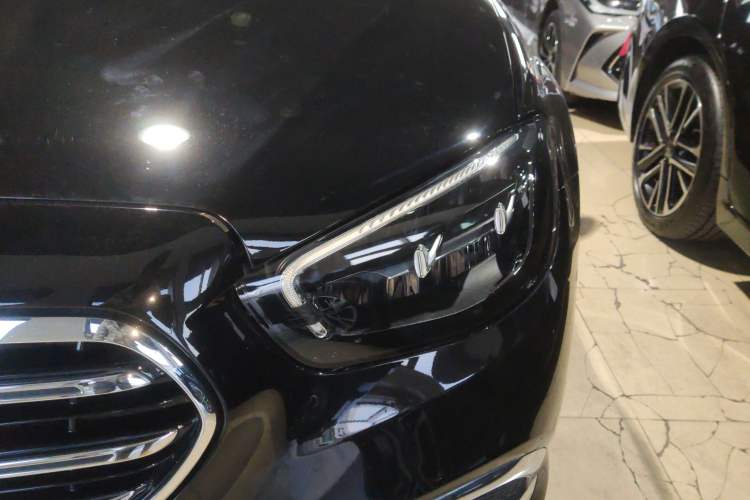 Used Mercedes-Benz E-Class 2022 Updated E 300 L Stylish Edition Left Front Headlight