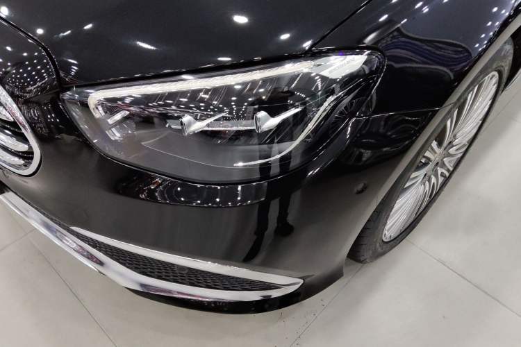 Used Mercedes-Benz E-Class 2022 Second Facelift E 300 L Luxury Edition Left Front Headlight