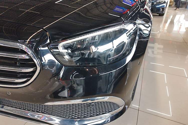 Used Mercedes-Benz E-Class 2022 Updated E 300 L Stylish Edition Left Front Headlight