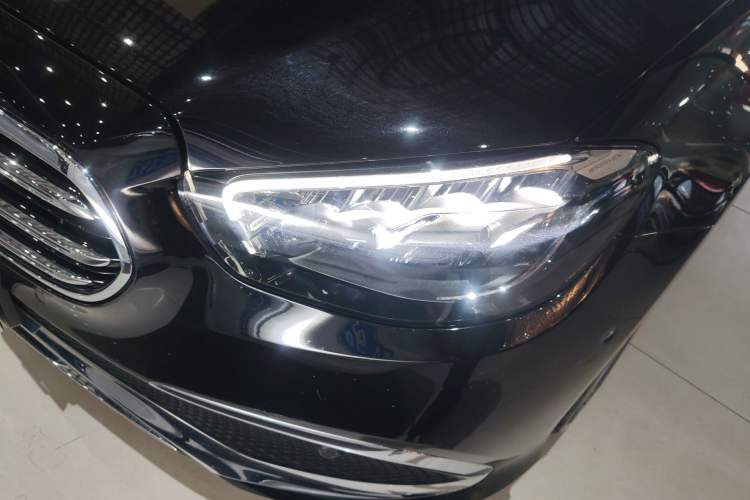 Used Mercedes-Benz E-Class 2022 Updated E 300 L Luxury Edition Left Front Headlight