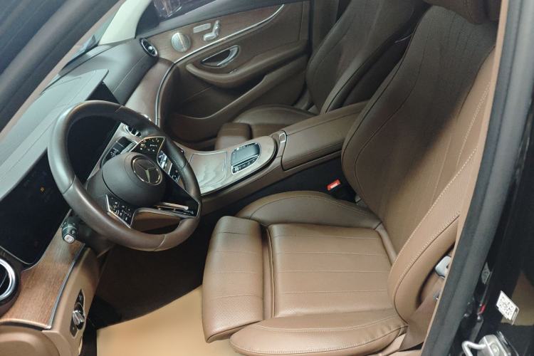 Used Mercedes-Benz E-Class 2022 Second Facelift E 300 L Luxury Edition Left Front Seat
