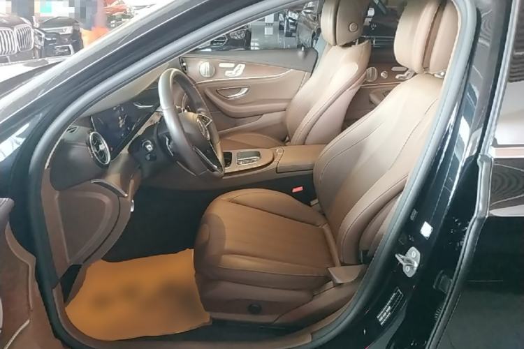 Used Mercedes-Benz E-Class 2022 Revised Version E 300 L Luxury Edition Left Front Seat