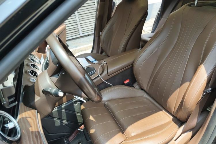 Used Mercedes-Benz E-Class 2022 Updated E 300 L Luxury Edition Left Front Seat
